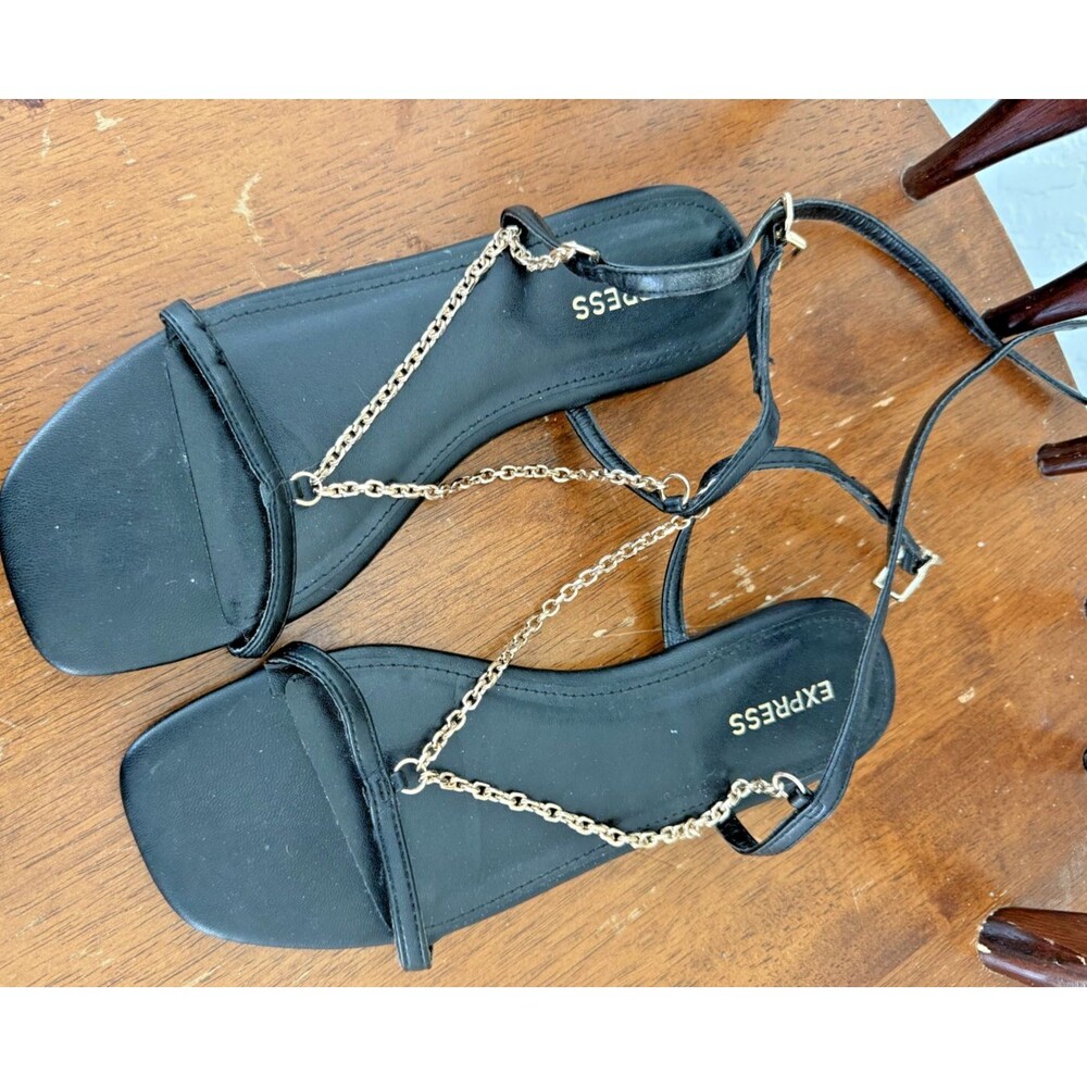 Express Black Chain Strap Flat Sandals Women's Size 6 Ankle Strap Square Toe